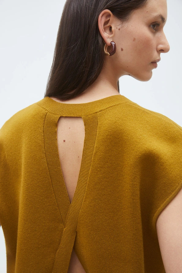 Plama Plain Sleeveless Jumper
