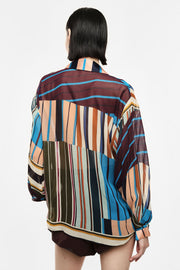 Multicolor striped shirt with long sleeves