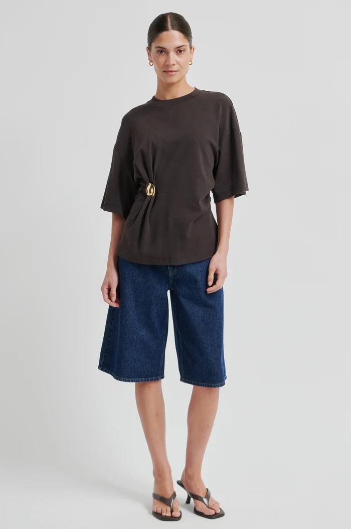 Enora Brooch Tee