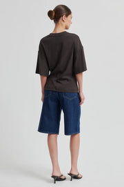Enora Brooch Tee